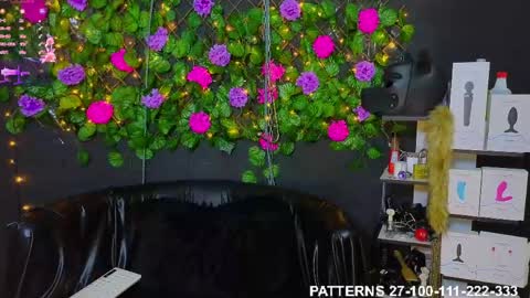 Molly -  INDEPENDENT MODEL online show from 04.15.26