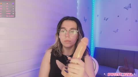 Veronica Independent Model online show from 02.25.26