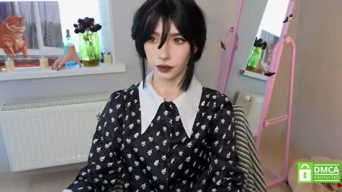 Elis  a little vacation Ill be here Saturday my schedules in bio online show from 03.13.26