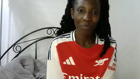 Snapshot of sweetvalariy chatting on 01.06.25 sweetvalariy online show from 01.06.25