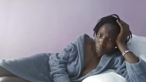 Snapshot of sweetvalariy chatting on 11.19.25 sweetvalariy online show from 11.19.25