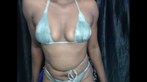 Snapshot of sweetxdesire chatting on 05.18.26 sweetxdesire online show from 05.18.26
