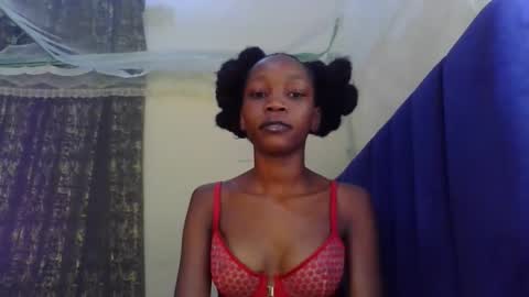 Snapshot of sweety_melanin chatting on 05.03.26 Vickky online show from 05.03.26