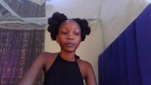Snapshot of sweety_melanin chatting on 05.07.26 Vickky online show from 05.07.26