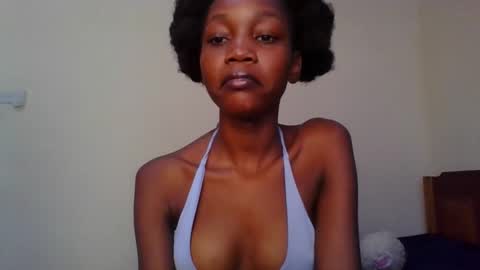 Snapshot of sweety_melanin chatting on 05.09.26 Vickky online show from 05.09.26