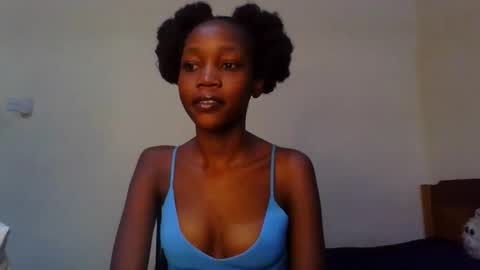 Snapshot of sweety_melanin chatting on 05.11.26 Vickky online show from 05.11.26