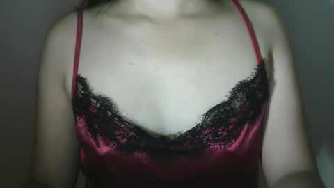 Snapshot of sweety_princess15 chatting on 10.06.25 sweety_princess15 online show from 10.06.25