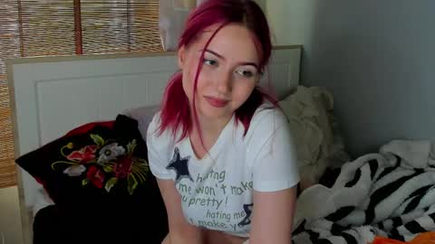 Snapshot of sweetyangiee chatting on 05.07.26 sweetyangiee online show from 05.07.26
