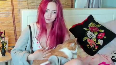 Snapshot of sweetyangiee chatting on 05.14.26 sweetyangiee online show from 05.14.26
