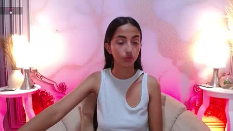 Snapshot of sweetylally chatting on 09.20.25 LAURA online show from 09.20.25