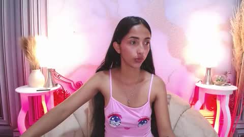 Snapshot of sweetylally chatting on 09.26.25 LAURA online show from 09.26.25