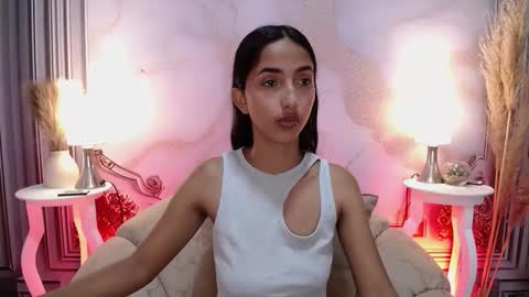 Snapshot of sweetylally chatting on 09.27.25 LAURA online show from 09.27.25