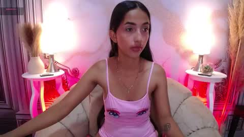 Snapshot of sweetylally chatting on 10.02.25 LAURA online show from 10.02.25