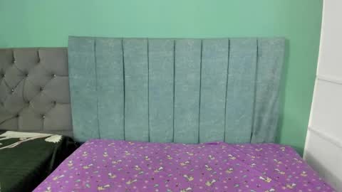 swett_lady_ online show from 03.26.26