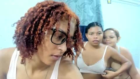 Snapshot of swett_mila_ chatting on 02.01.26 swett_mila_ online show from 02.01.26