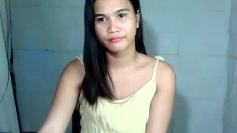 Snapshot of swettie_rhea chatting on 05.10.26 Rhea online show from 05.10.26