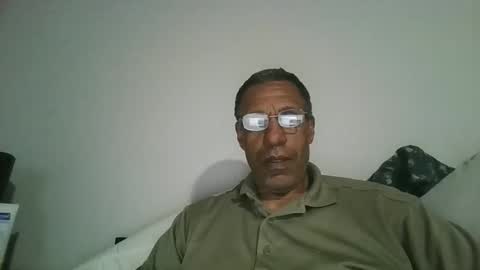 swimmerbod2495 online show from 04.20.26