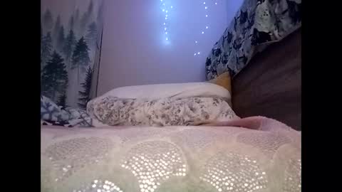 Snapshot of swollenclitneedsdad chatting on 11.14.25 swollenclitneedsdad online show from 11.14.25