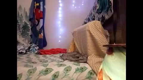 Snapshot of swollenclitneedsdad chatting on 11.22.25 swollenclitneedsdad online show from 11.22.25