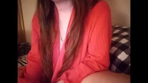 Snapshot of swollenclitneedsdad chatting on 01.08.26 swollenclitneedsdad online show from 01.08.26