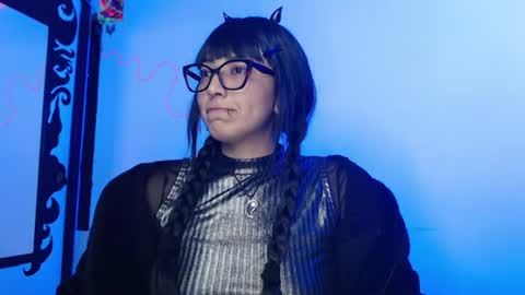 Snapshot of sxdbxtch chatting on 07.23.26 Alice Phantom online show from 07.23.26
