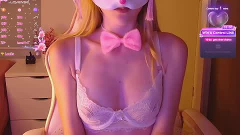 Snapshot of sydney_max chatting on 12.04.24 Milena online show from 12.04.24