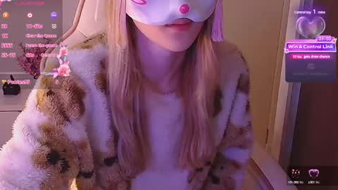 Snapshot of sydney_max chatting on 12.11.24 Milena online show from 12.11.24