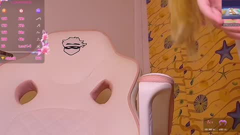 Snapshot of sydney_max chatting on 12.17.24 Milena online show from 12.17.24