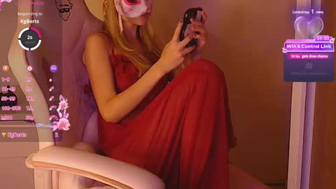 Snapshot of sydney_max chatting on 12.30.24 Milena online show from 12.30.24