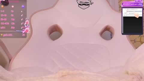 Snapshot of sydney_max chatting on 03.10.25 Milena online show from 03.10.25