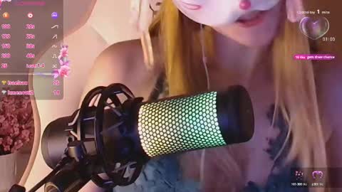 Snapshot of sydney_max chatting on 09.16.25 Milena online show from 09.16.25