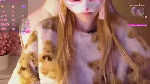 Snapshot of sydney_max chatting on 09.19.25 Milena online show from 09.19.25