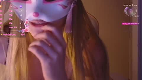 Snapshot of sydney_max chatting on 10.17.25 Milena online show from 10.17.25