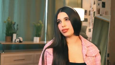 Snapshot of sydney_suiny chatting on 04.10.26 Jessica online show from 04.10.26