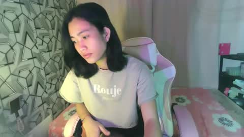 sydnyxox1 online show from 05.06.26