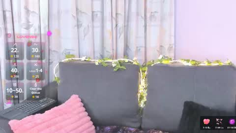 Snapshot of sylvara_bx chatting on 07.04.26 online show from 07.04.26