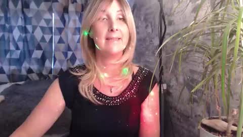 Sylvia online show from 02.11.26