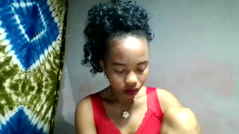 Snapshot of sylviette chatting on 05.29.26 Sylviette online show from 05.29.26