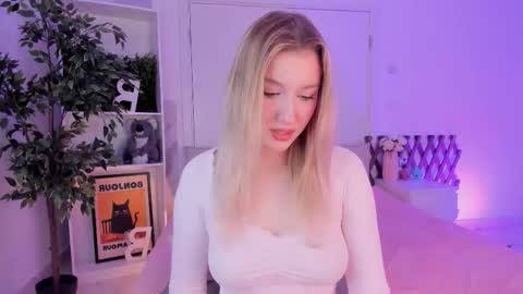 Snapshot of synrix chatting on 02.10.26 Ellie online show from 02.10.26