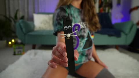 Snapshot of syriahsage chatting on 10.23.25 Marissa online show from 10.23.25