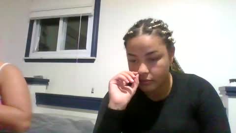 Snapshot of t_princess_t chatting on 09.11.25 t_princess_t online show from 09.11.25