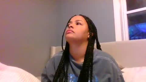 Snapshot of t_princess_t chatting on 11.11.25 t_princess_t online show from 11.11.25