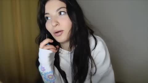 Snapshot of taachick chatting on 02.06.25 T A A H I R A online show from 02.06.25