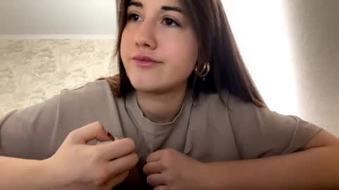Snapshot of tabathasperanza chatting on 05.16.26 Nika online show from 05.16.26