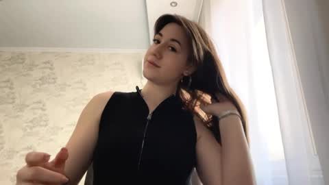 Snapshot of tabathasperanza chatting on 05.17.26 Nika online show from 05.17.26