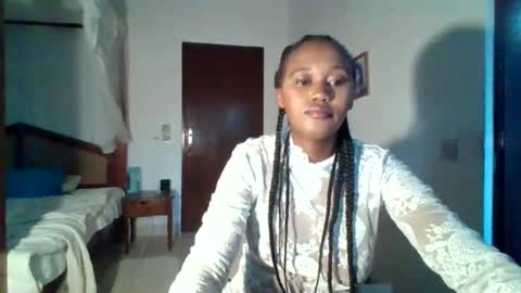Snapshot of tablyne chatting on 05.23.26 marya online show from 05.23.26