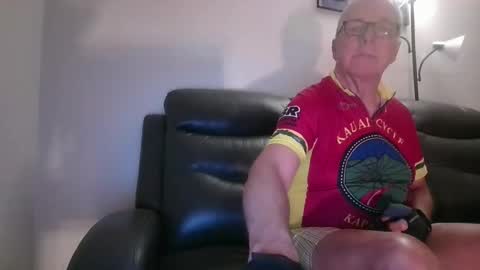 tacrunner66_ online show from 10.30.25