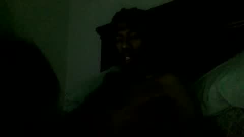 Snapshot of taejhon chatting on 12.17.25 Taejhon online show from 12.17.25