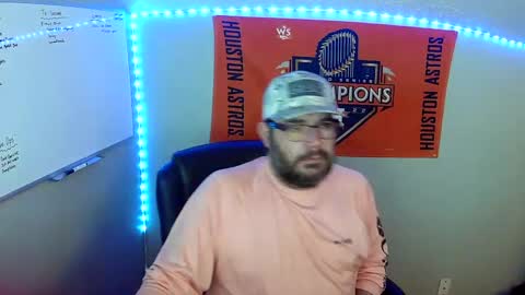 Snapshot of taintnuzzler_13 chatting on 01.14.25 TaintNuzzler online show from 01.14.25