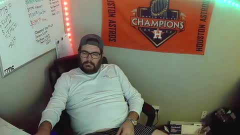 Snapshot of taintnuzzler_13 chatting on 02.13.25 TaintNuzzler online show from 02.13.25